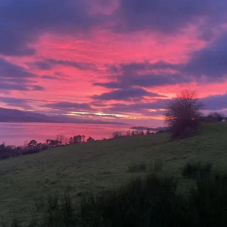 度假居 6 Ensuite Bedrooms-sleeps 12-garden-sea & Mtn View 肯梅尔