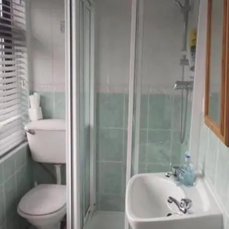 Feriehus 6 Ensuite Bedrooms-sleeps 12-garden-sea & Mtn View