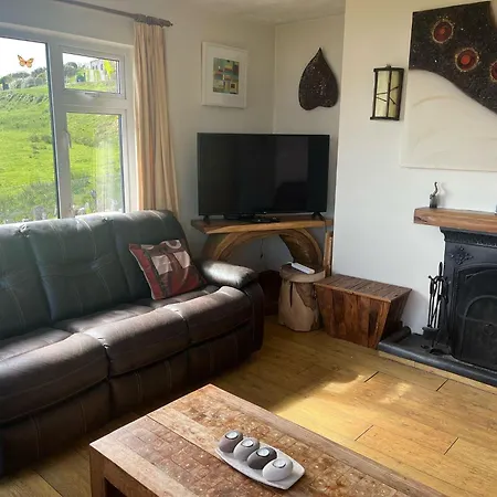 6 Ensuite Bedrooms-sleeps 12-garden-sea & Mtn View * Кенмар