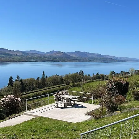 Feriehus 6 Ensuite Bedrooms-sleeps 12-garden-sea & Mtn View Kenmare