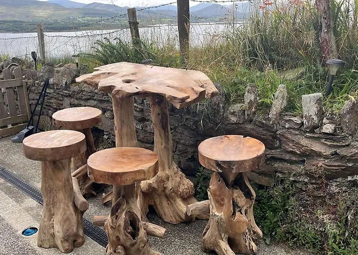 Semesterbostad 6 Ensuite Bedrooms-sleeps 12-garden-sea & Mtn View *