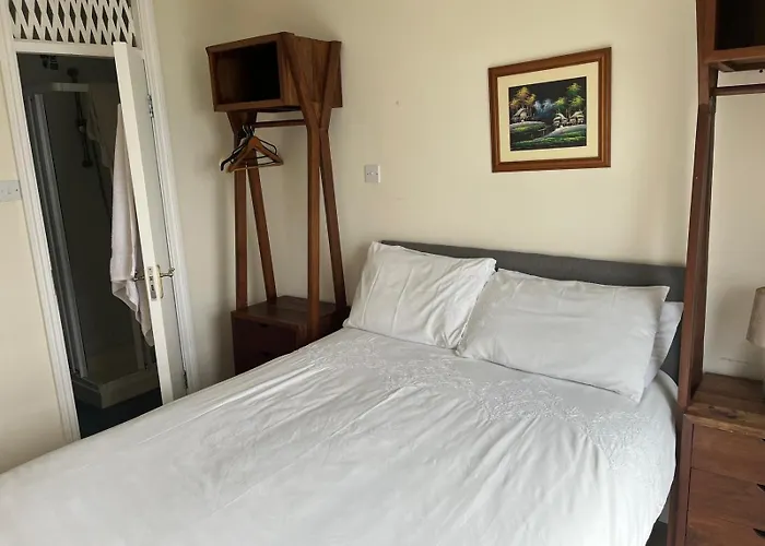 6 Ensuite Bedrooms-sleeps 12-garden-sea & Mtn View * Kenmare