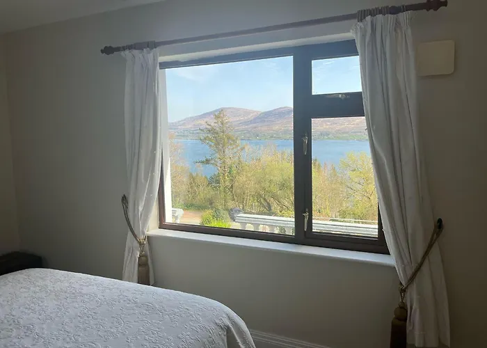 6 Ensuite Bedrooms-sleeps 12-garden-sea & Mtn View