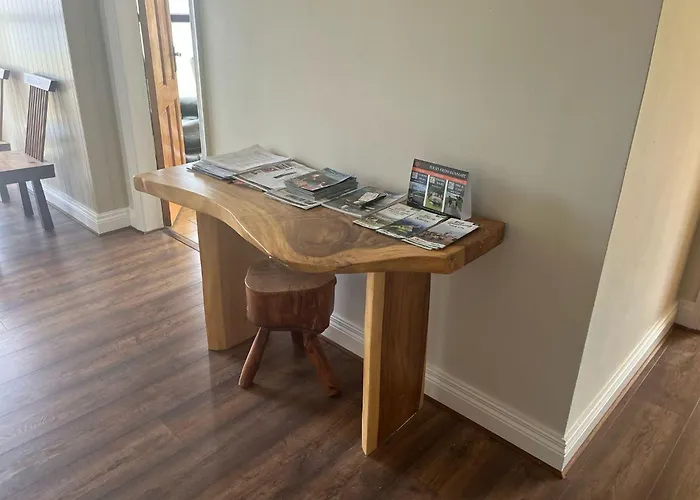 6 Ensuite Bedrooms-sleeps 12-garden-sea & Mtn View Kenmare